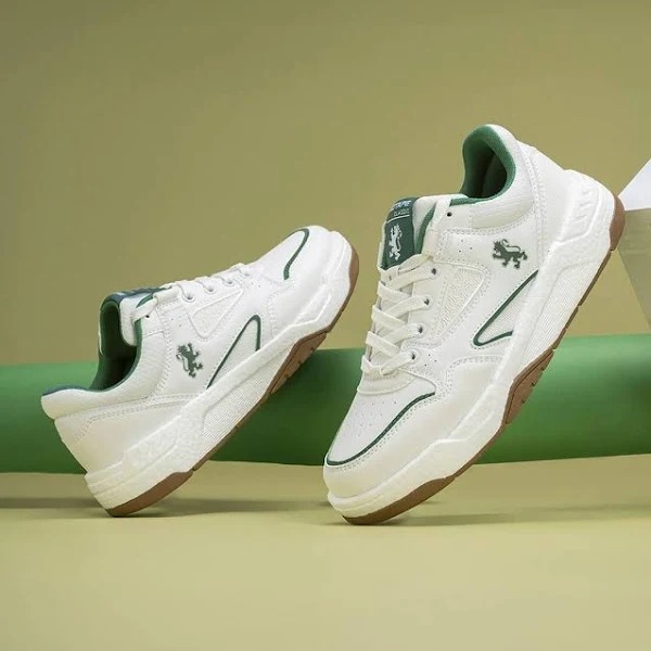 Men Round-Toe Lace-Up Sneakers